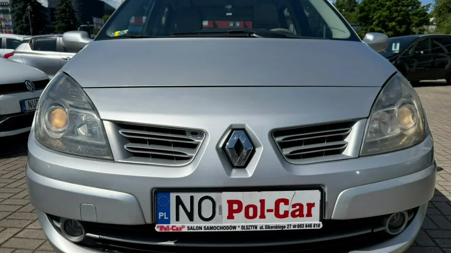 RENAULT Scenic -