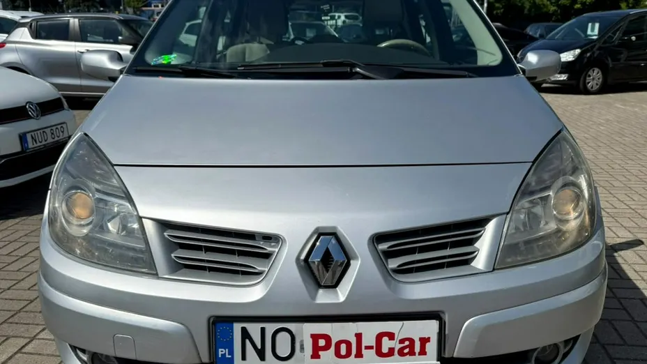 RENAULT Scenic -