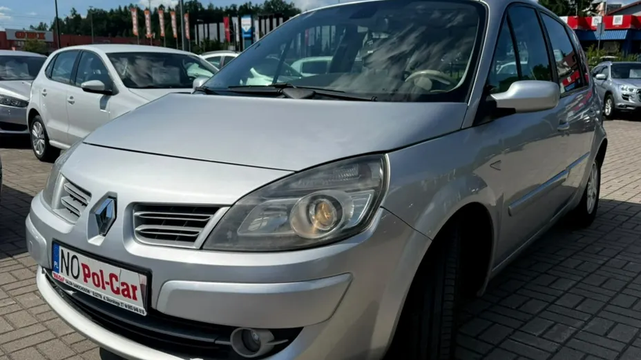 RENAULT Scenic -
