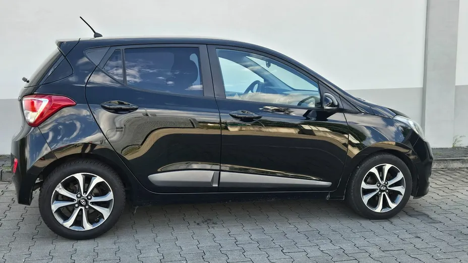 HYUNDAI i10 -