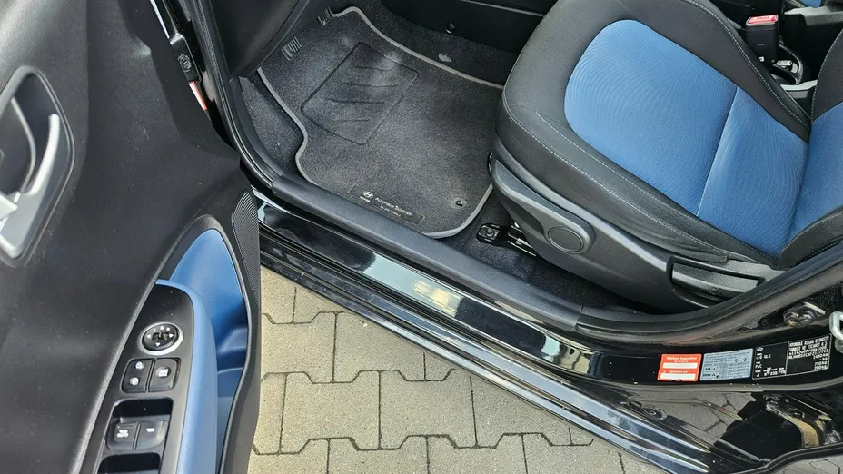 HYUNDAI i10 -