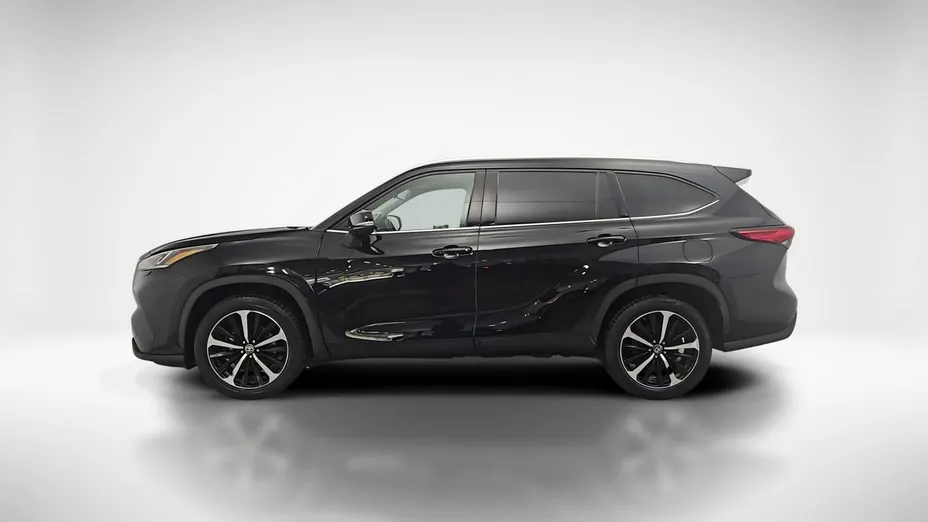 TOYOTA Highlander -