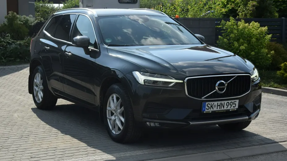 VOLVO XC60 -