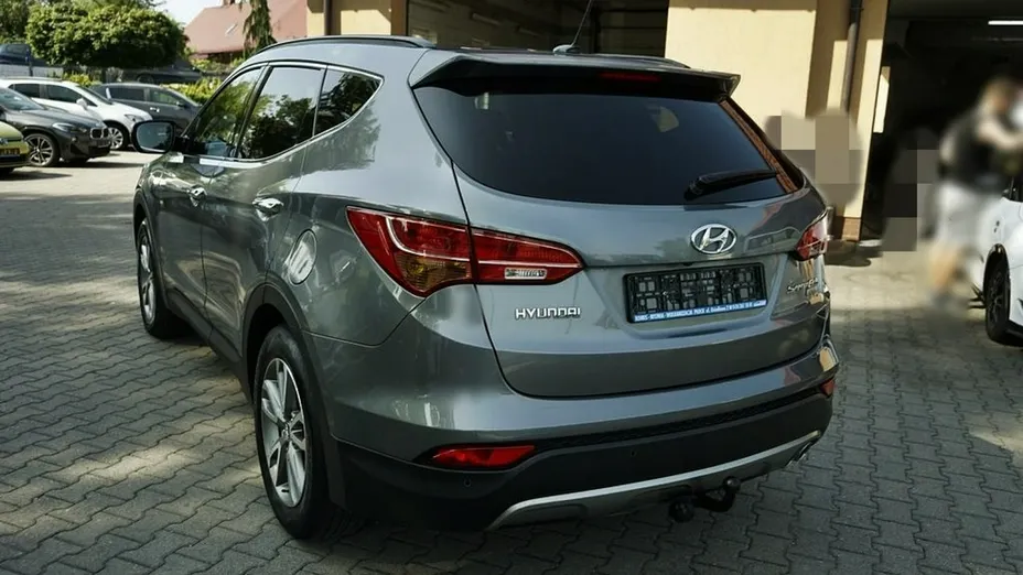 HYUNDAI Santa Fe -