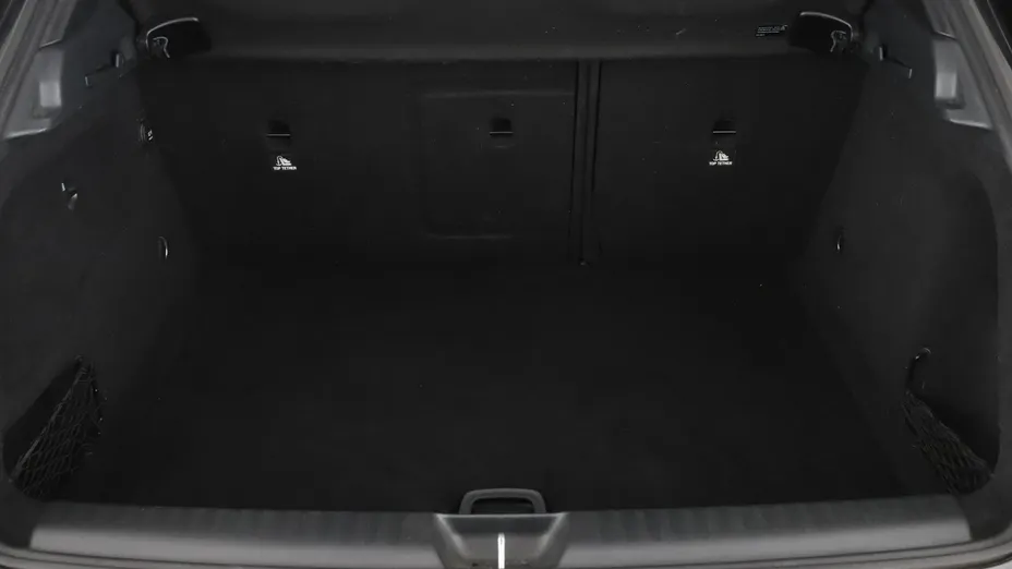 MERCEDES-BENZ GLA -