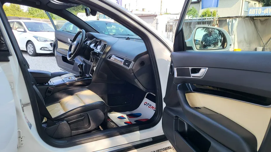 AUDI A6 Avant -