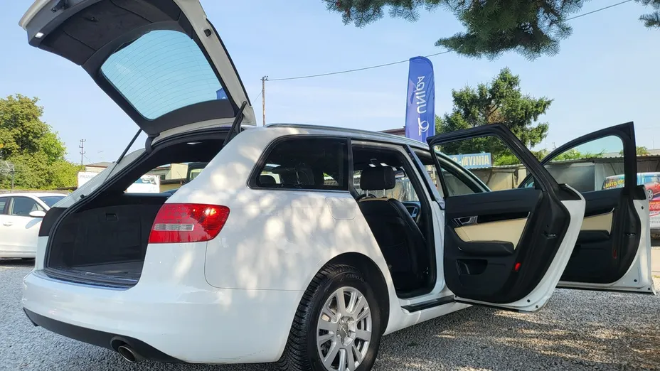 AUDI A6 Avant -