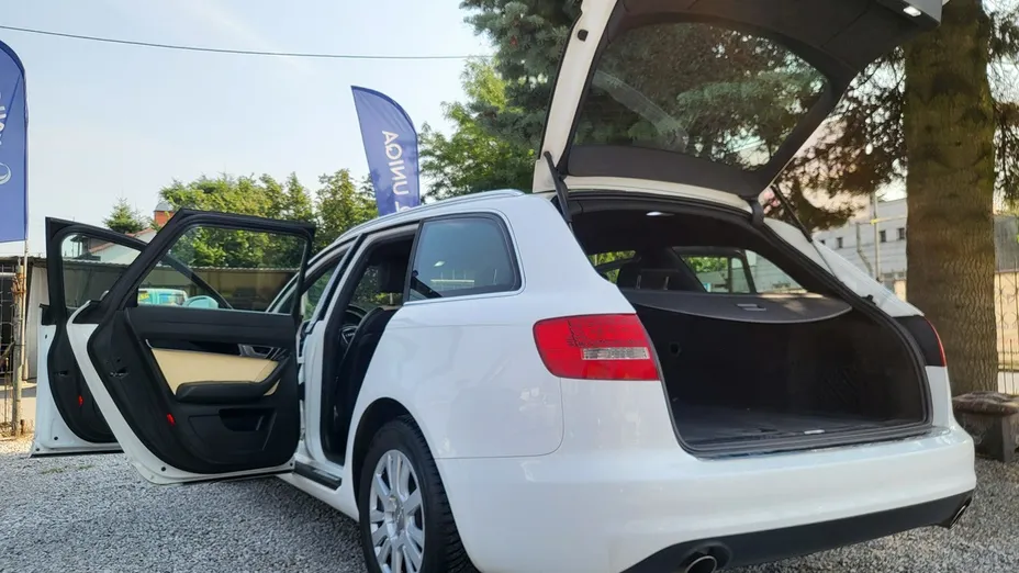 AUDI A6 Avant -