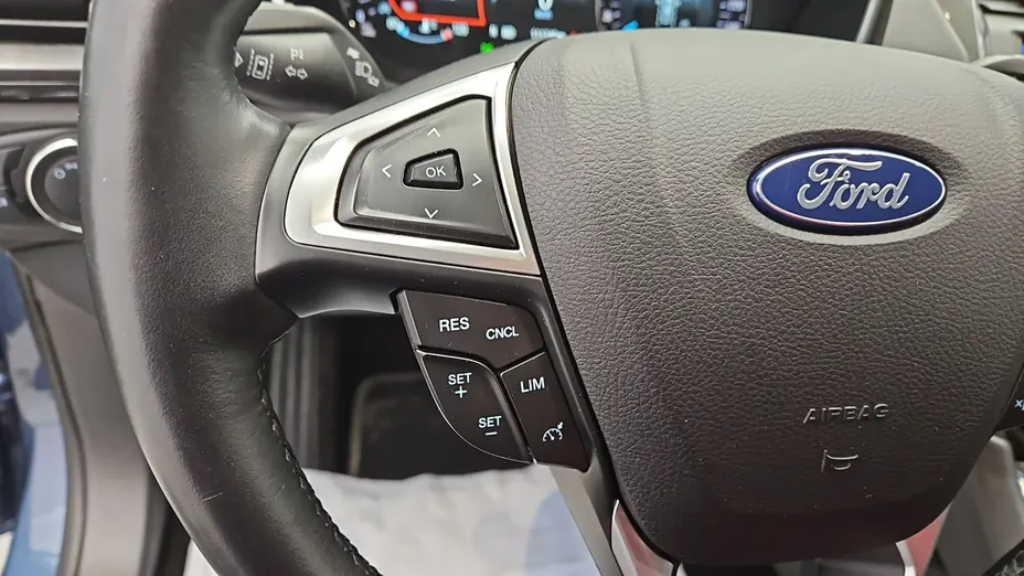 FORD Mondeo -