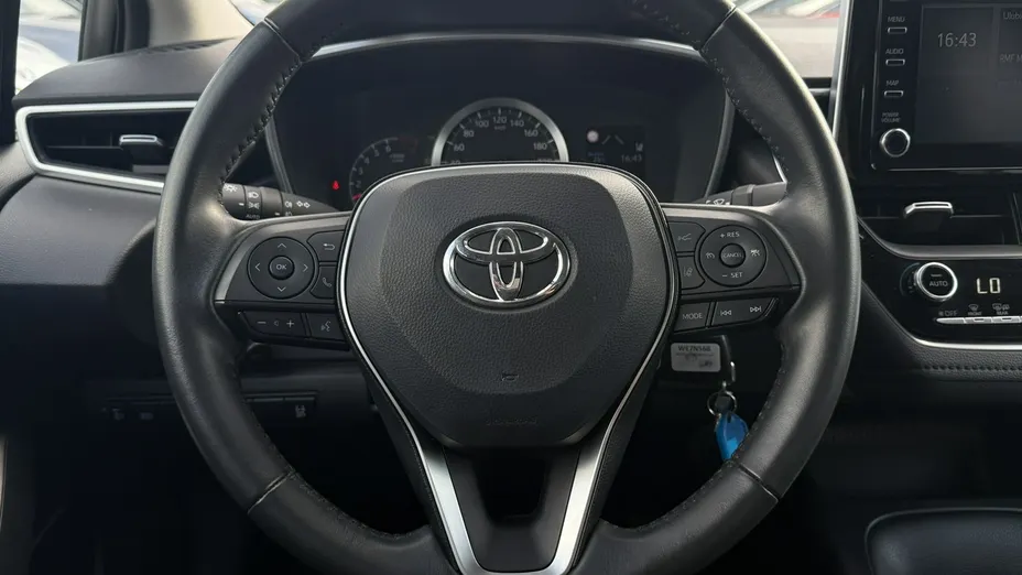 TOYOTA Corolla -