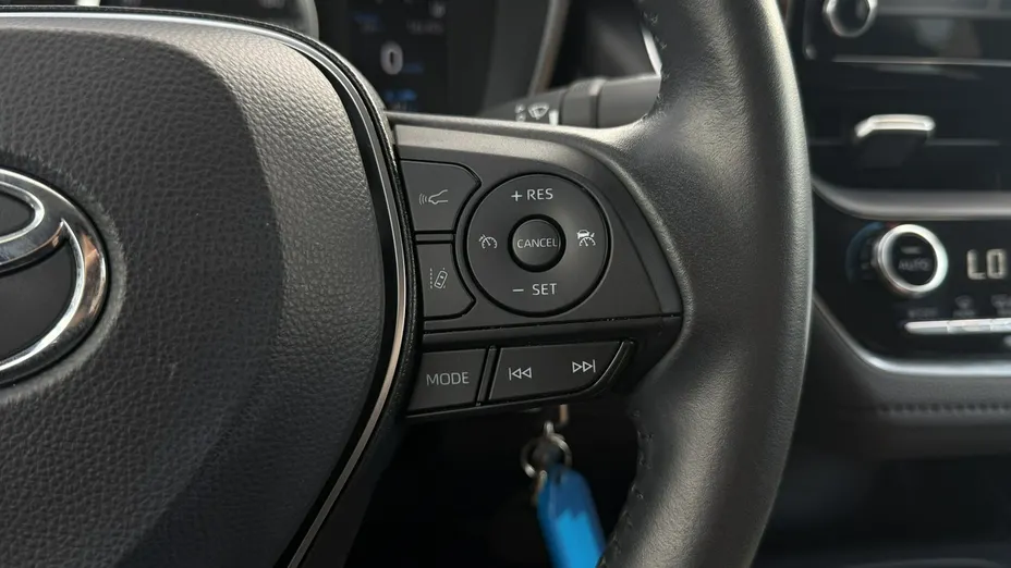 TOYOTA Corolla -