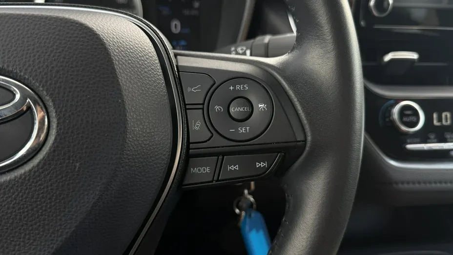 TOYOTA Corolla -