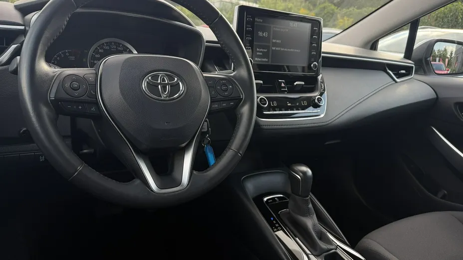 TOYOTA Corolla -