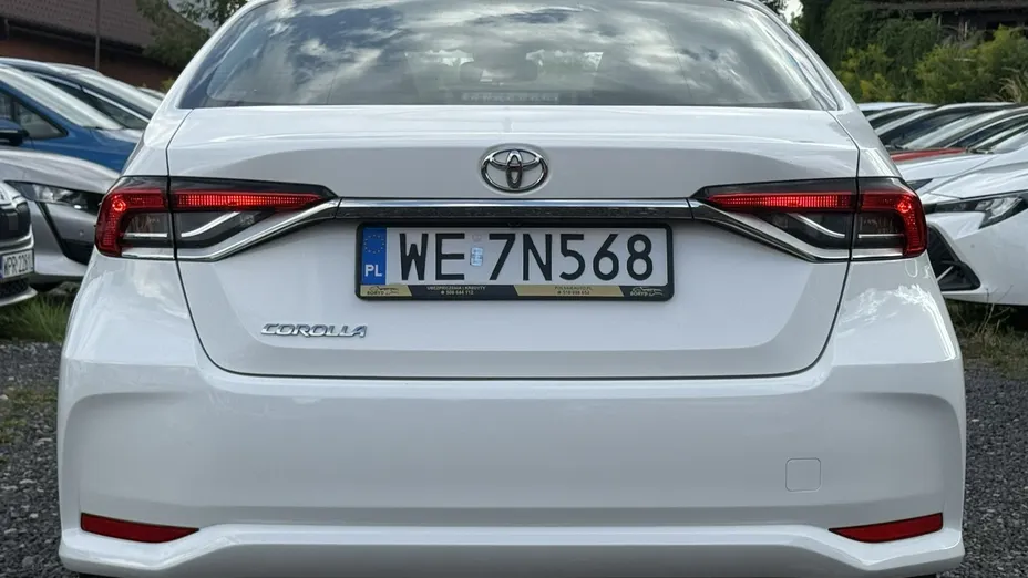 TOYOTA Corolla -