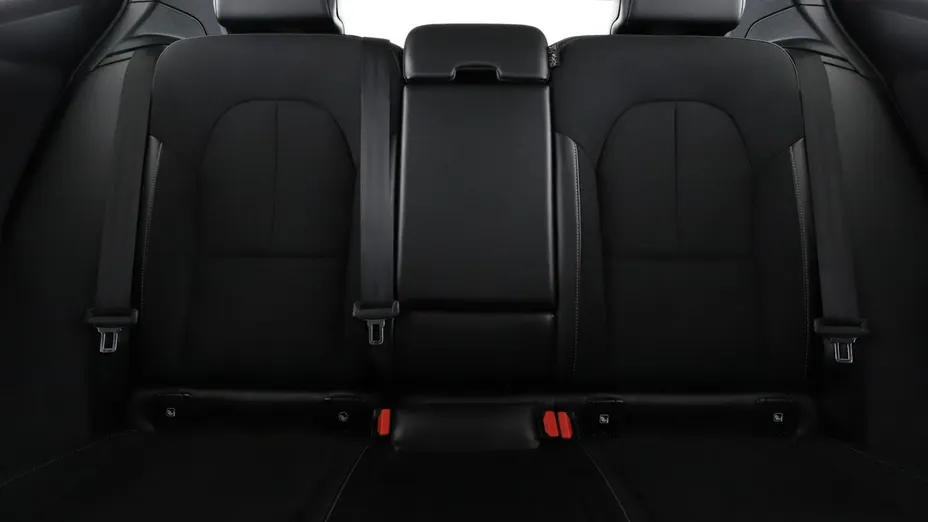 VOLVO XC40 -