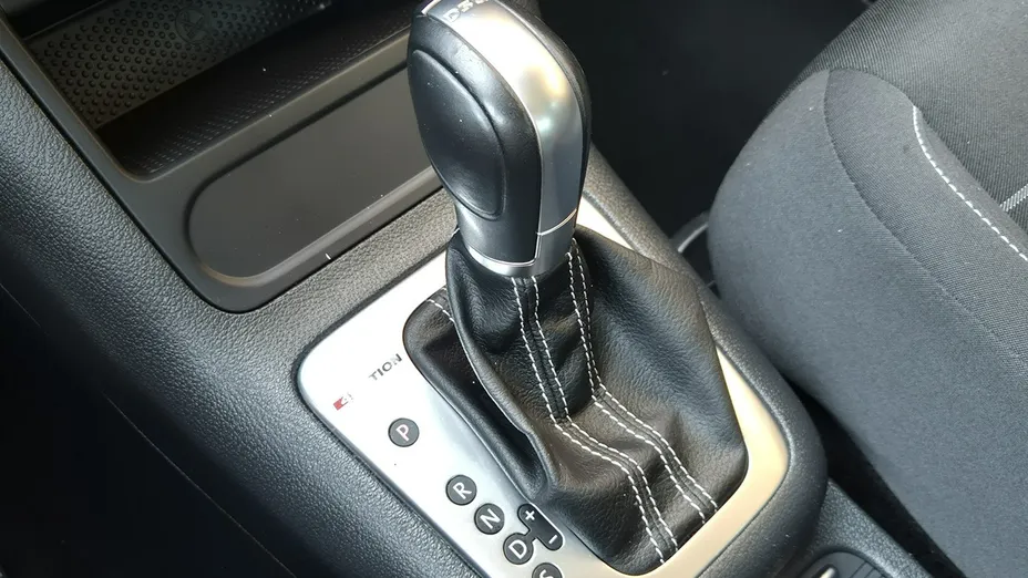 VOLKSWAGEN Tiguan -