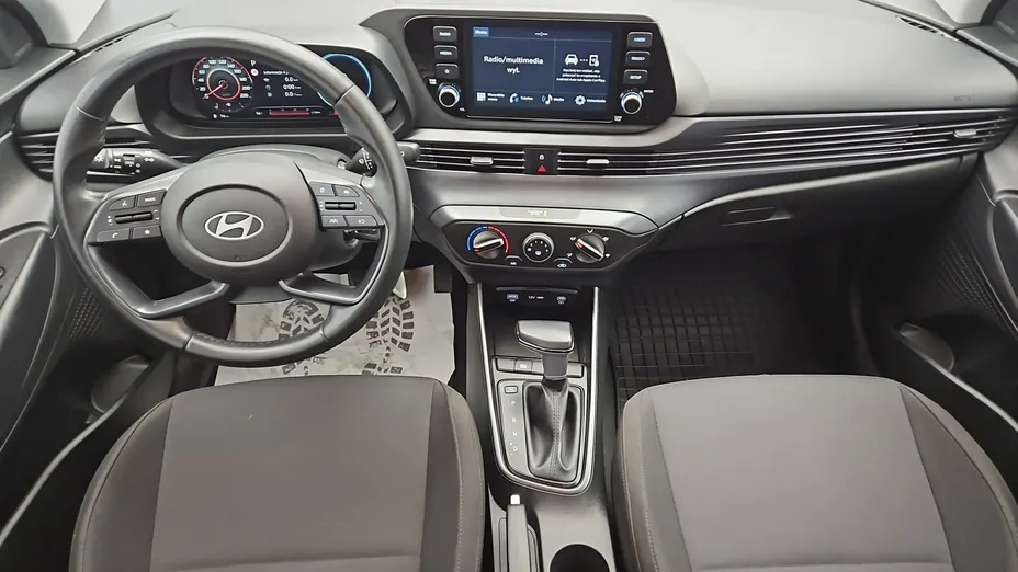 HYUNDAI i20 -