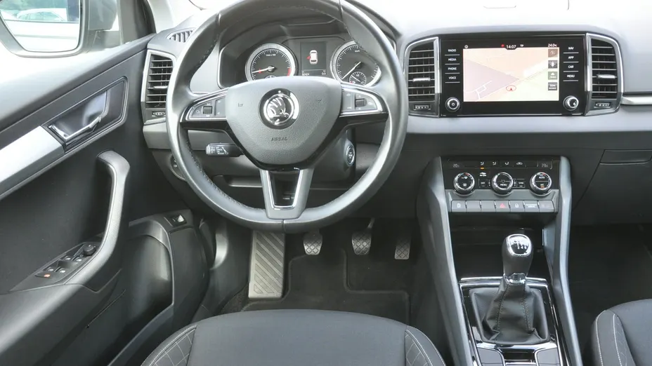 SKODA Karoq -