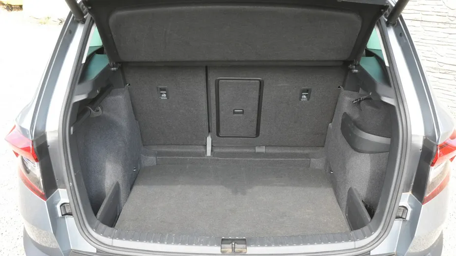 SKODA Karoq -
