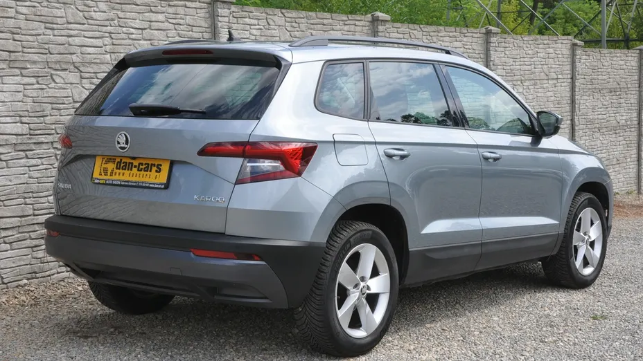 SKODA Karoq -