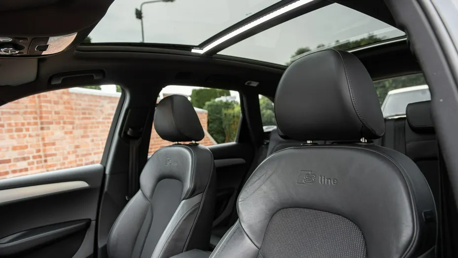 AUDI Q5 -