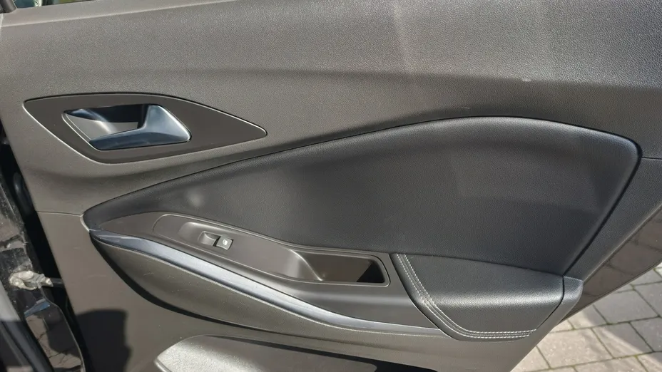 OPEL Grandland X -