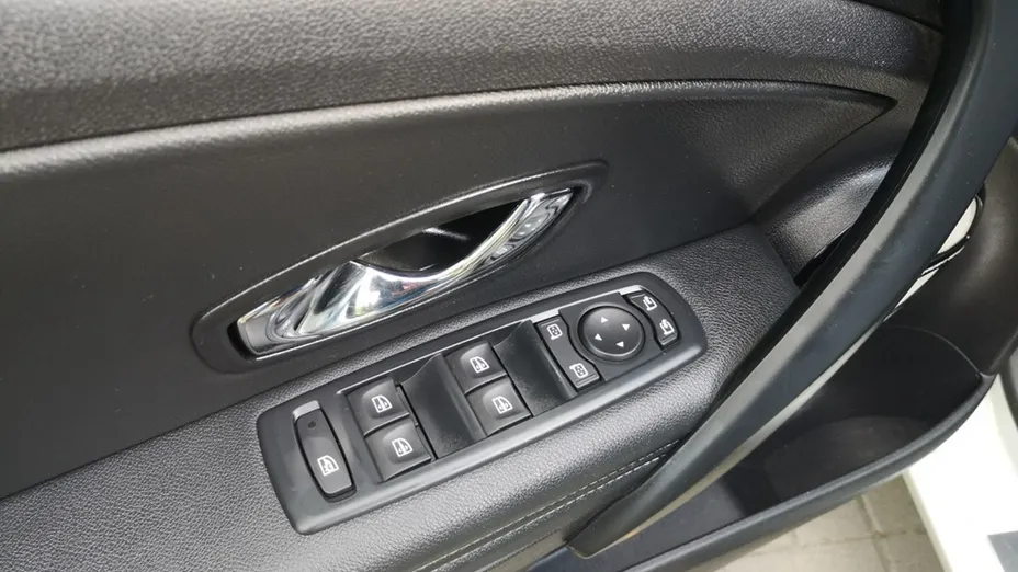RENAULT Megane -