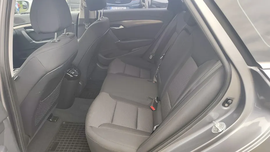 HYUNDAI i40 -
