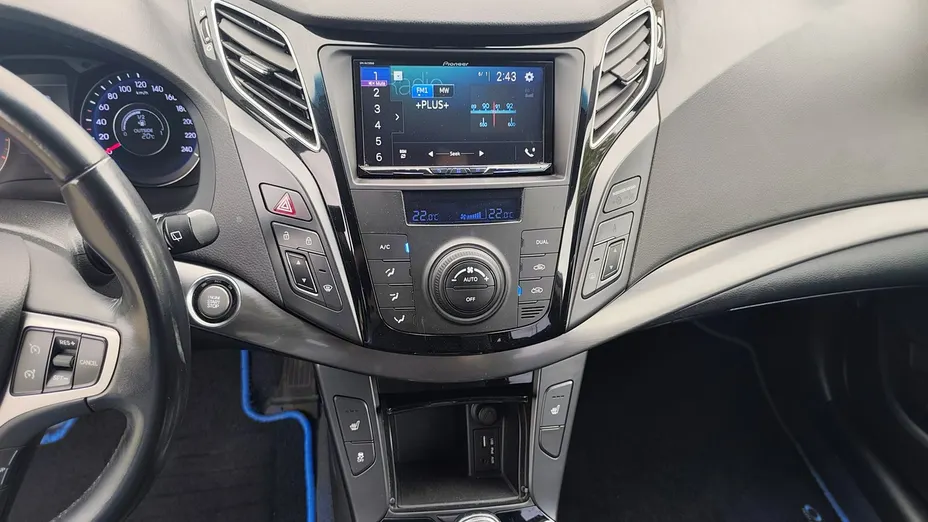 HYUNDAI i40 -