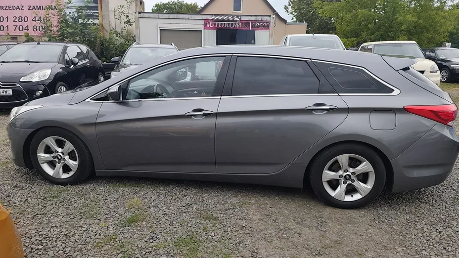 HYUNDAI i40 -