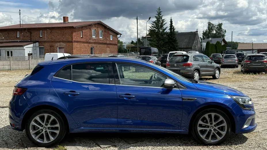 RENAULT Megane -