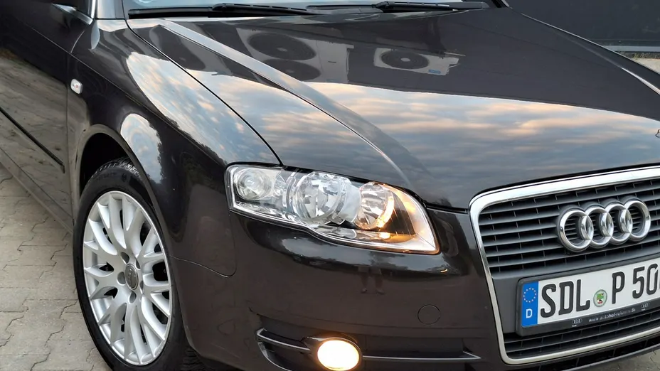 AUDI A4 -