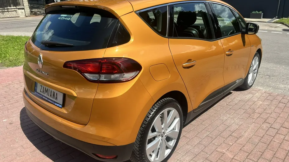 RENAULT Scenic -