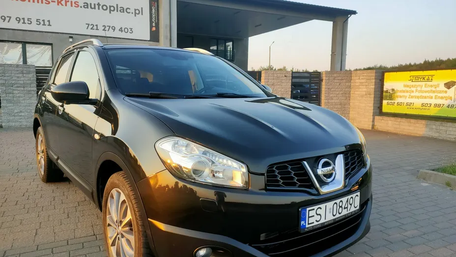 NISSAN Qashqai -