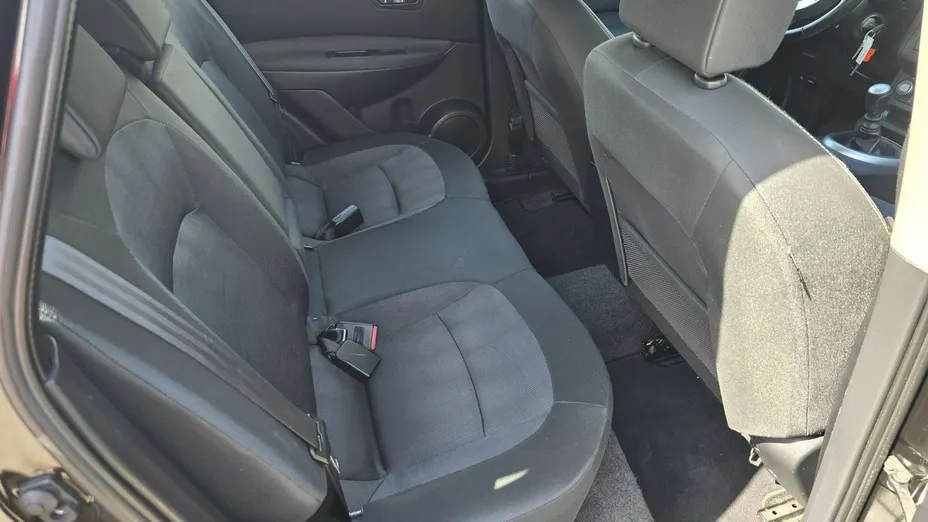 NISSAN Qashqai -