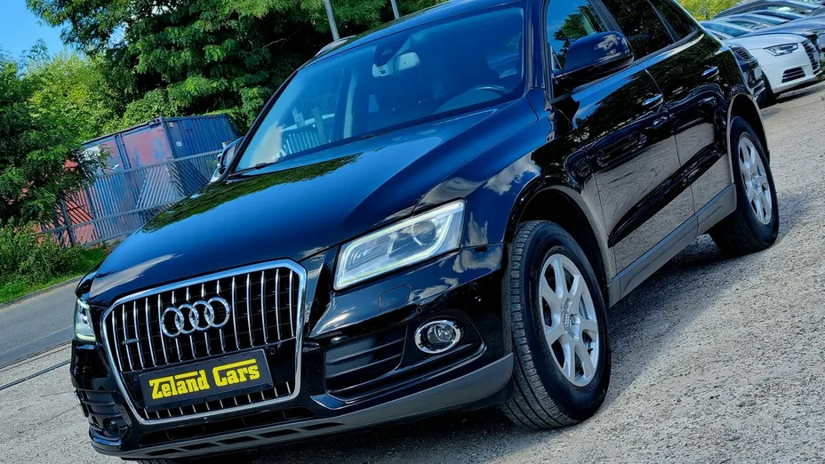 AUDI Q5 -