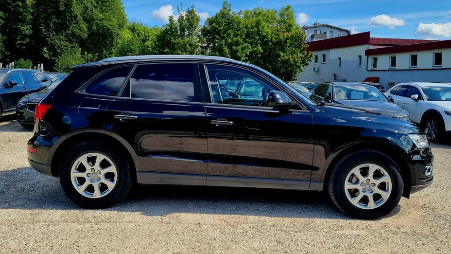 AUDI Q5 -