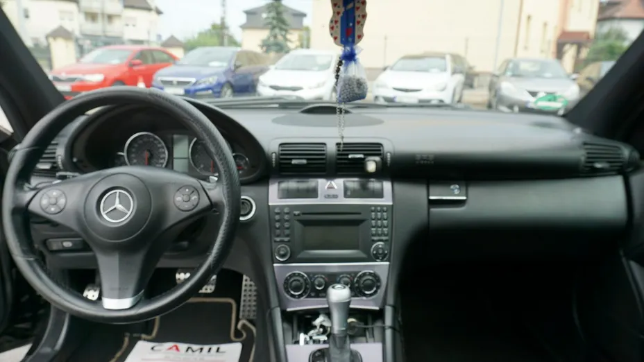 MERCEDES-BENZ CLC -