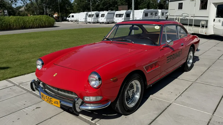 FERRARI 330 -