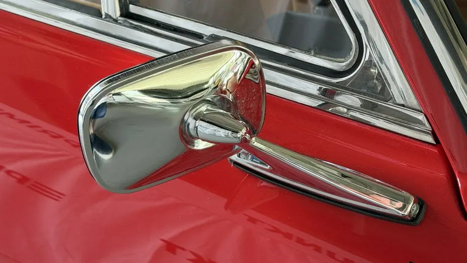 FERRARI 330 -