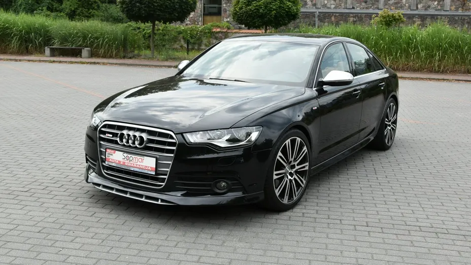 AUDI A6 -