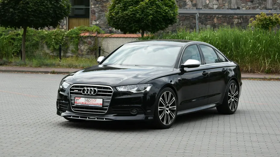 AUDI A6 -