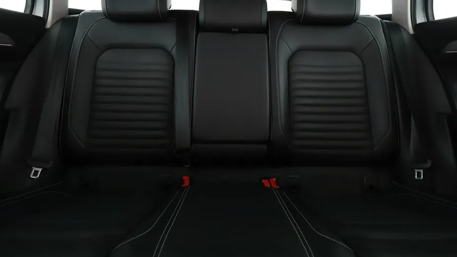 VOLKSWAGEN Passat -