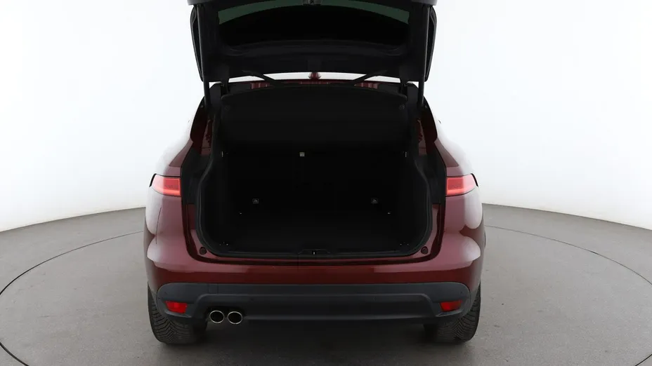 JAGUAR F-Pace -