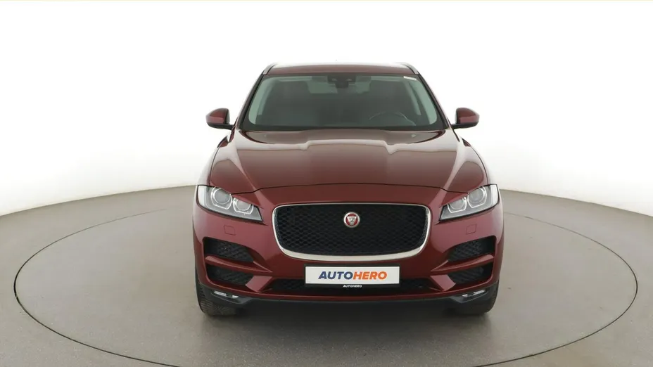 JAGUAR F-Pace -