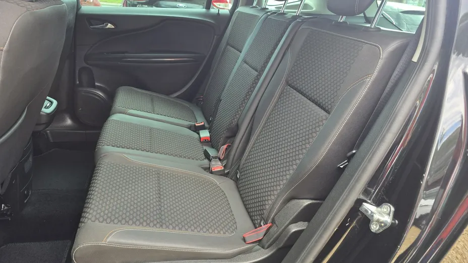 OPEL Zafira -