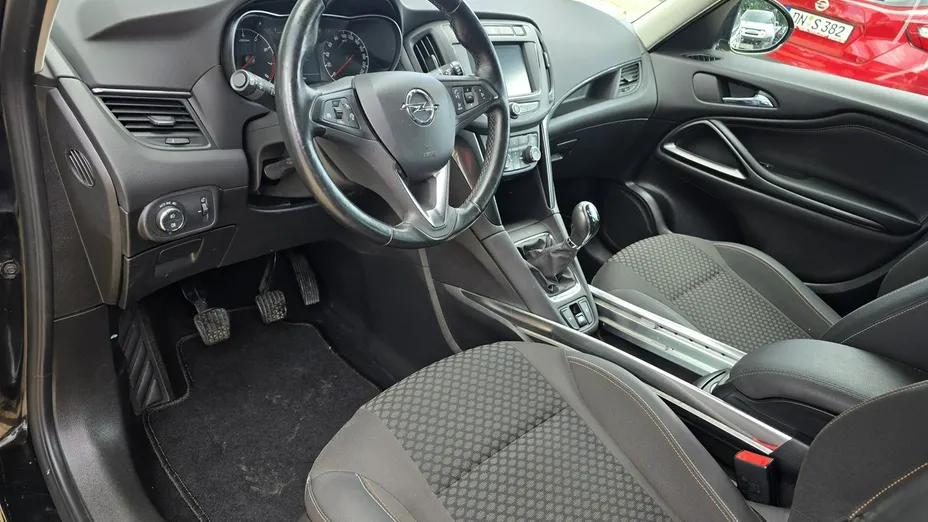 OPEL Zafira -