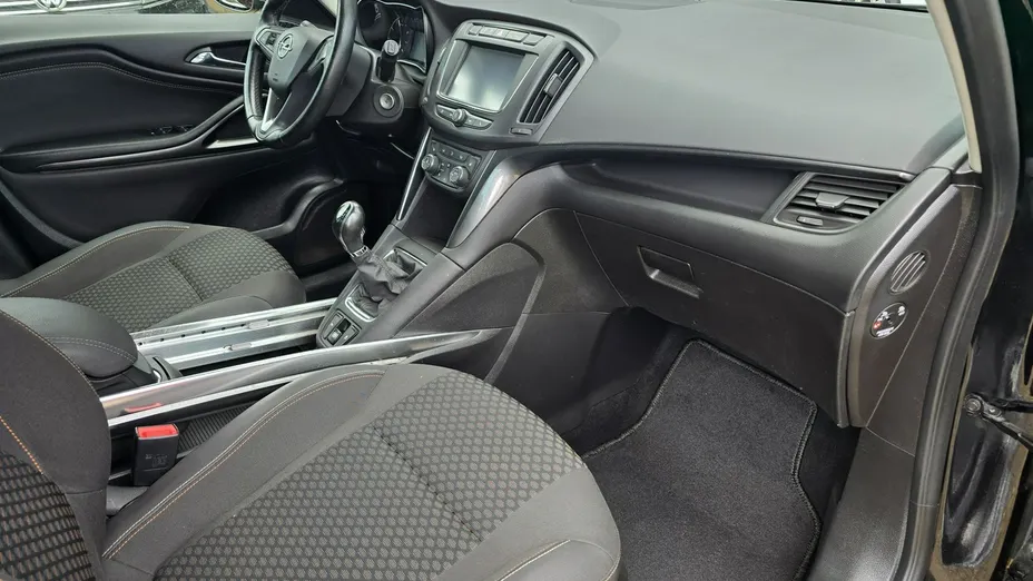 OPEL Zafira -
