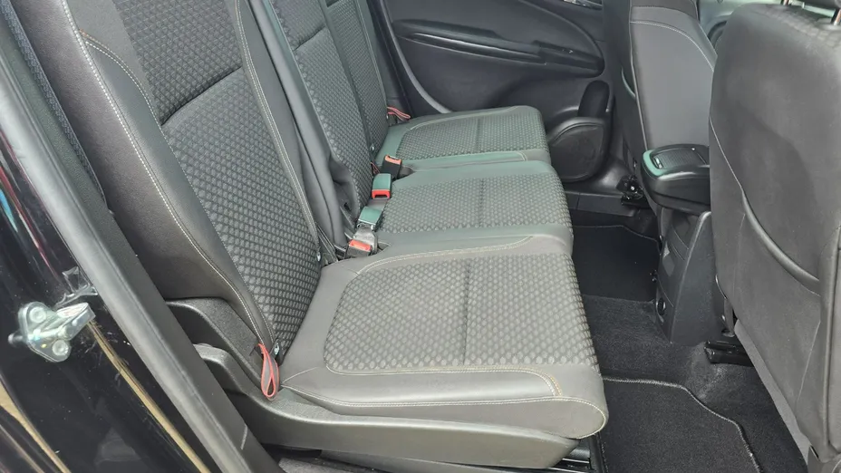 OPEL Zafira -