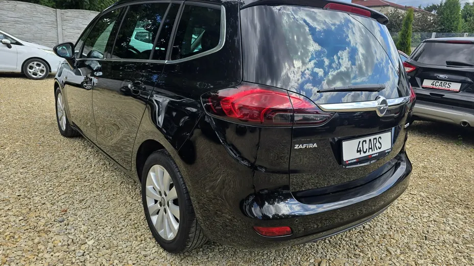 OPEL Zafira -